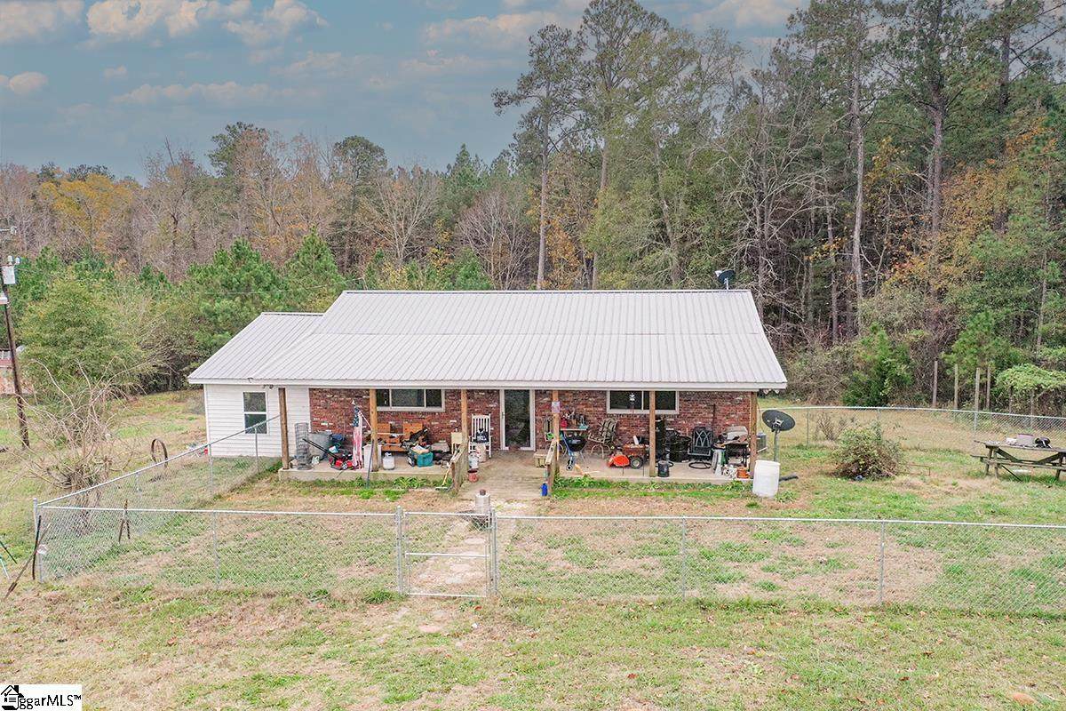 5283 Indian Creek Road - Photo 1