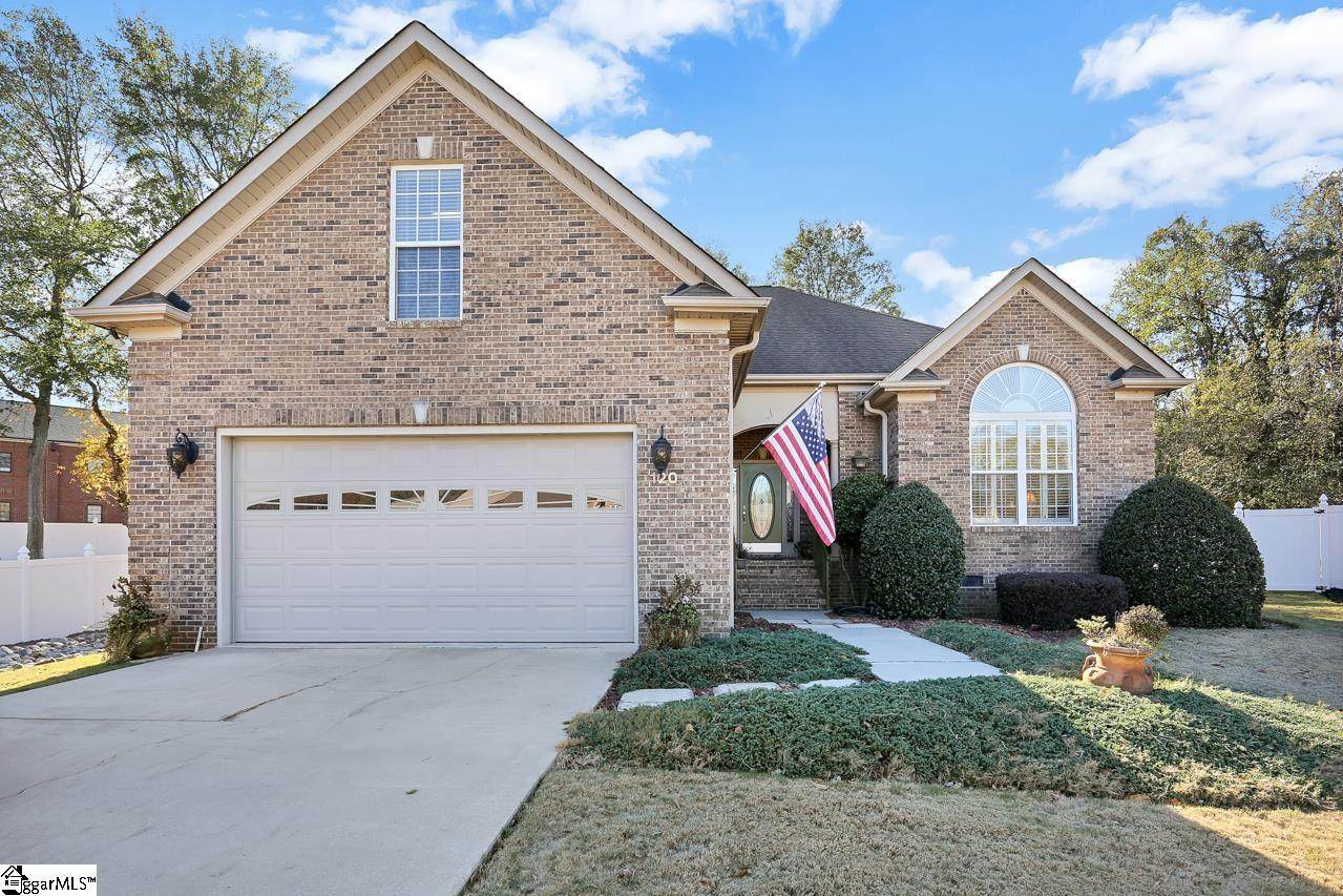 120 Banbury Circle - Photo 1