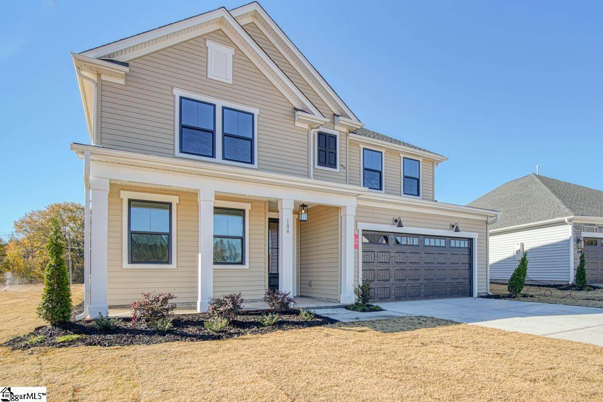 104 Laurel Oak Drive - Photo 1