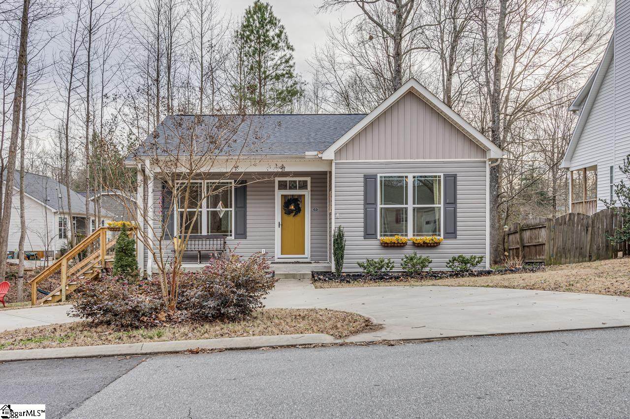 106 Brandt Drive - Photo 1