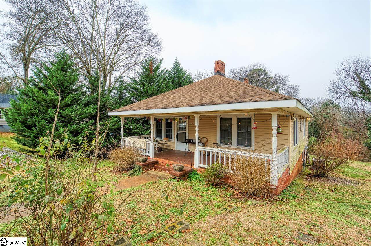 118 Haviland Avenue - Photo 1