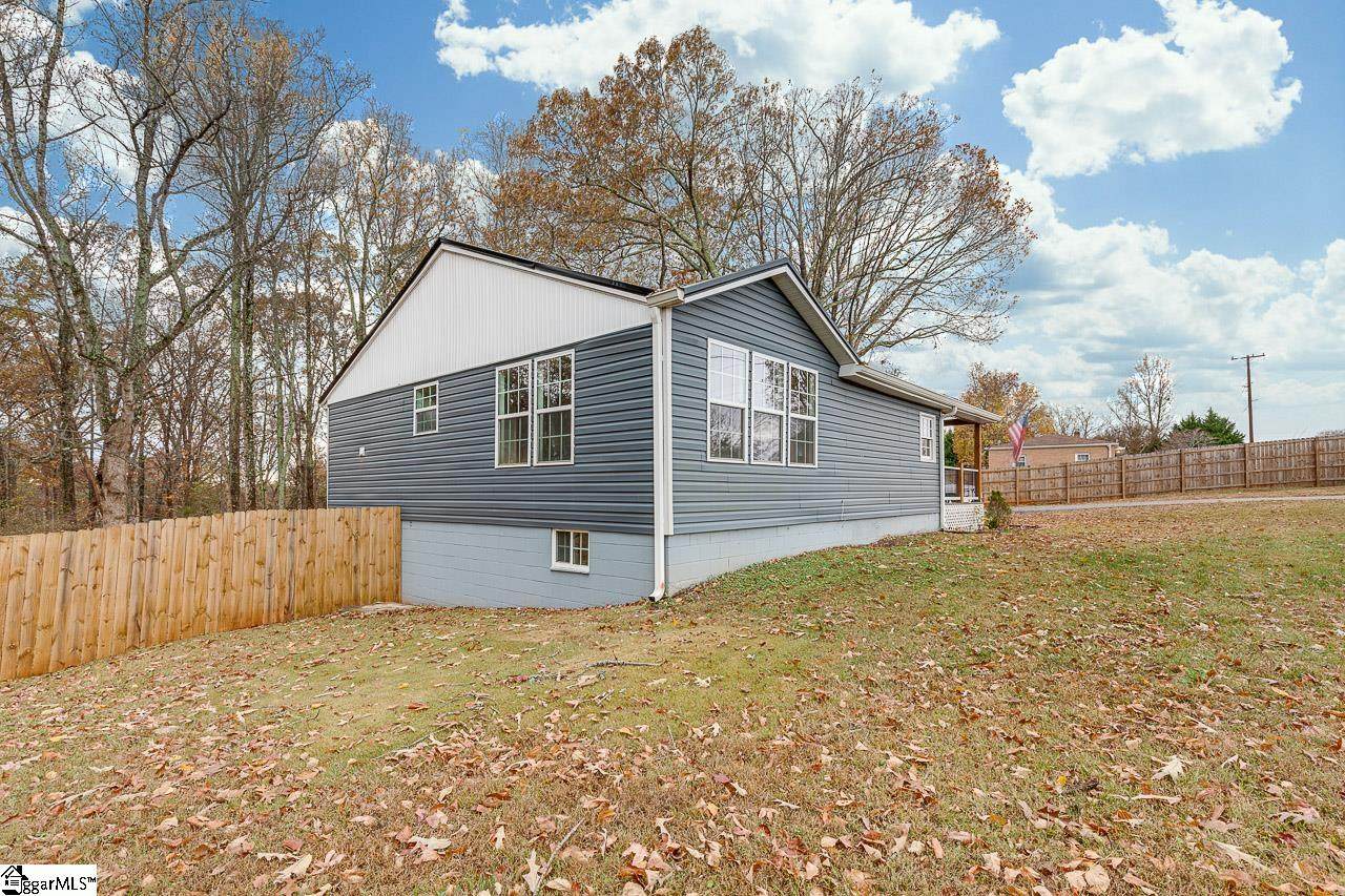 1999 Gap Creek Road, Greer, SC 29651 (1513693) Hamilton & Co. of