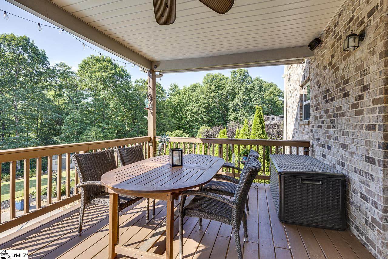 330 Tuxedo Lane, Greer, SC 29651 (1529518) Hamilton & Co. of Keller