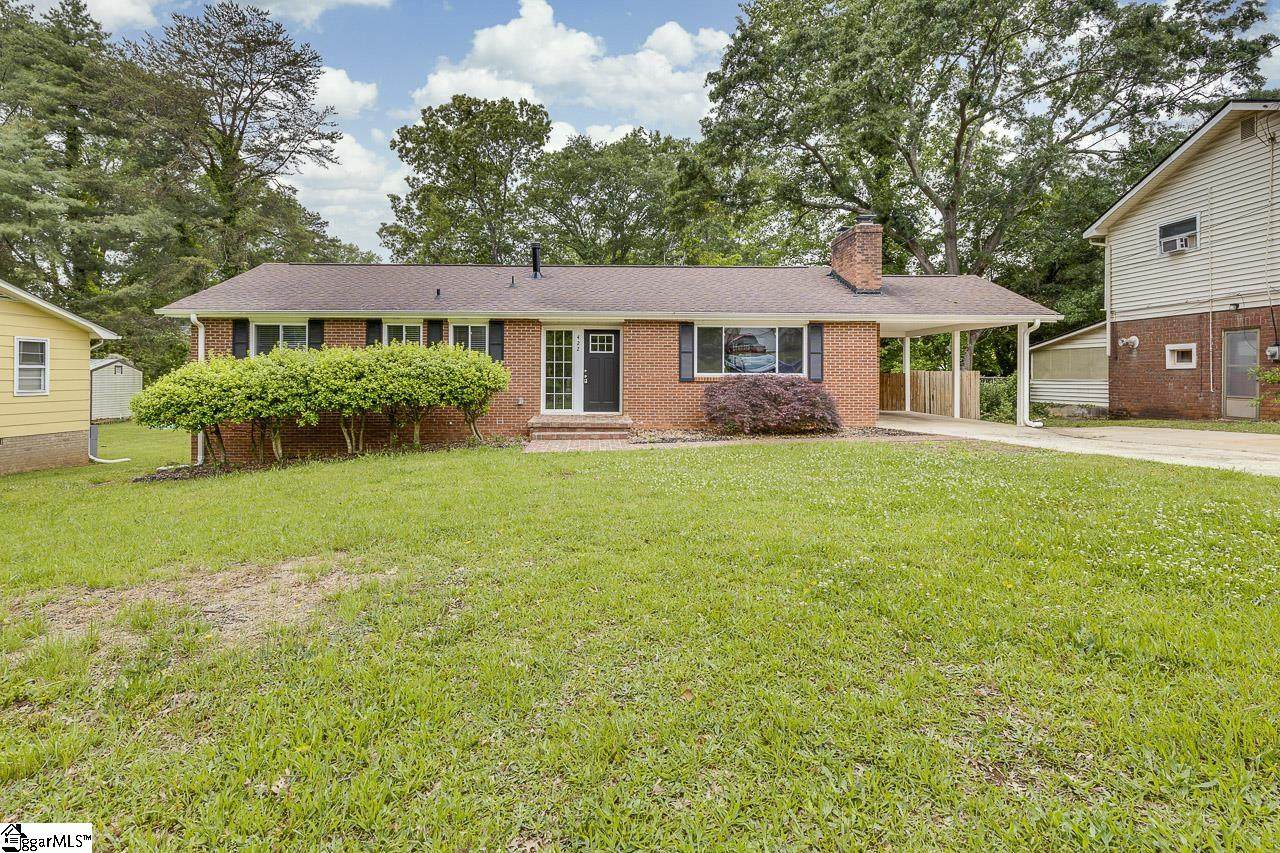 422 Fairmont Drive - Photo 1