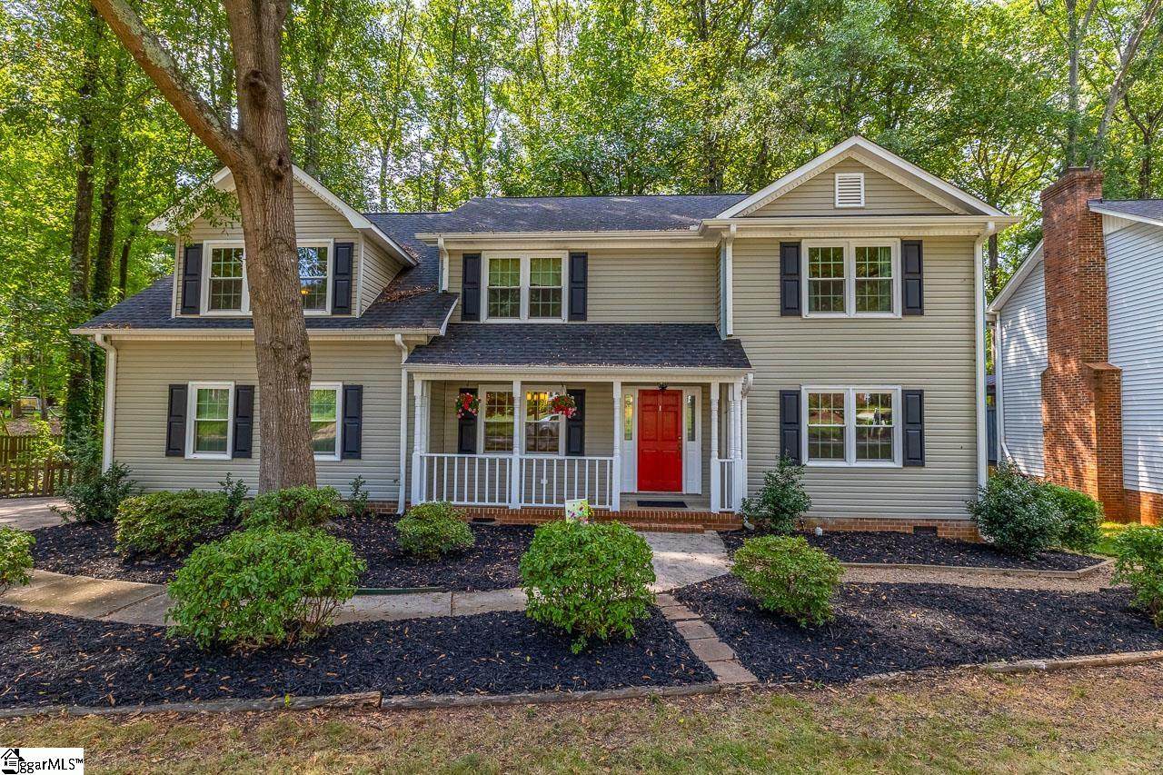 215 Shefford Street - Photo 1