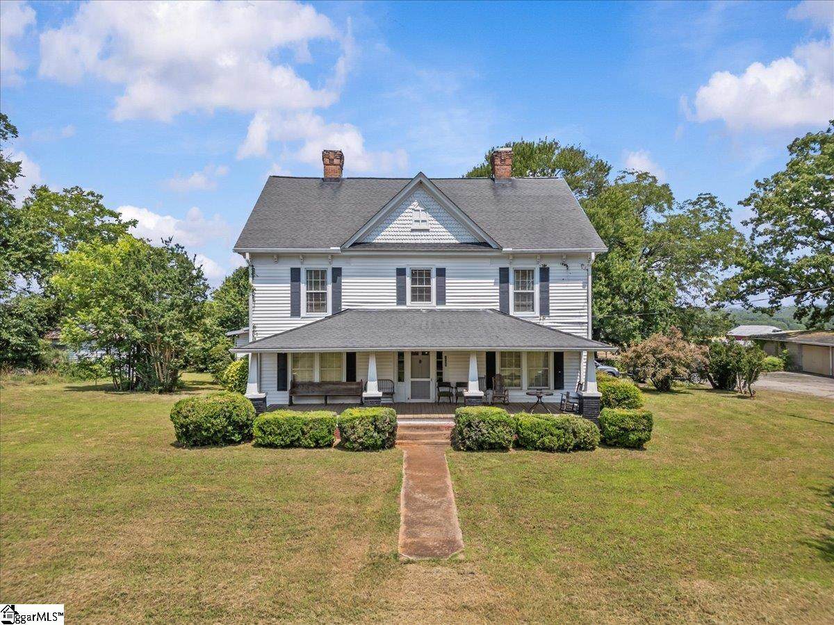 149 Roanoke Road - Photo 1