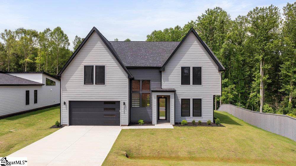 2032 Blessed Drive - Photo 1