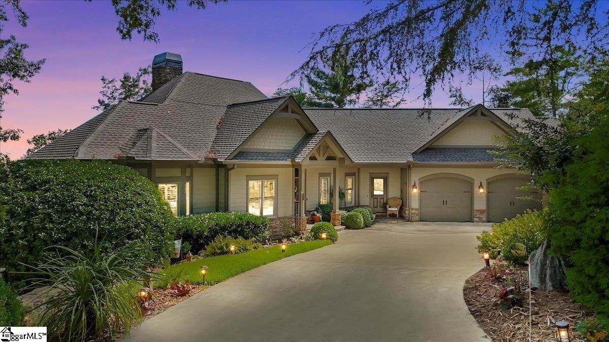 208 Buttercup Way - Photo 1