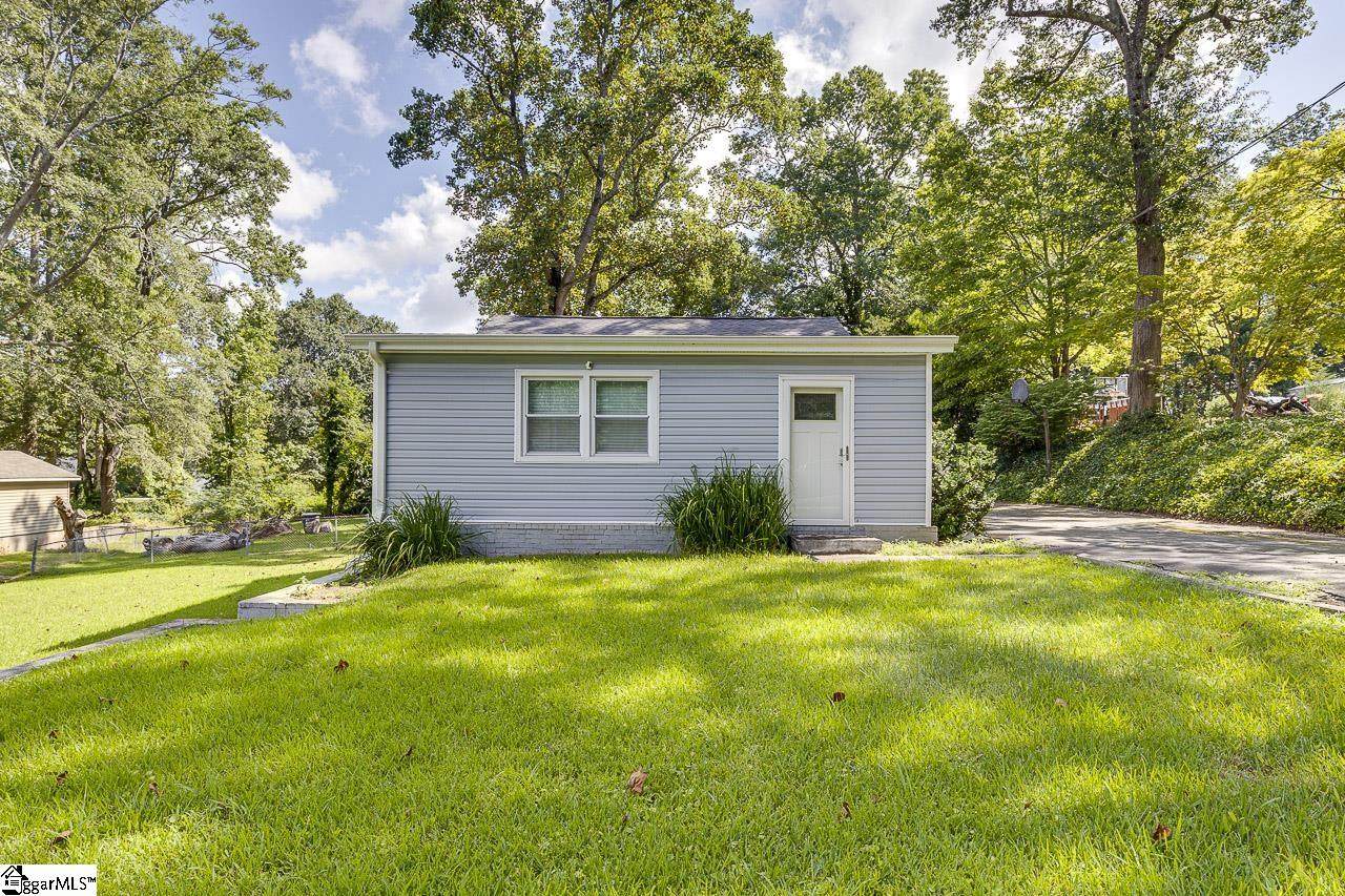 124 Hilltop Drive - Photo 1