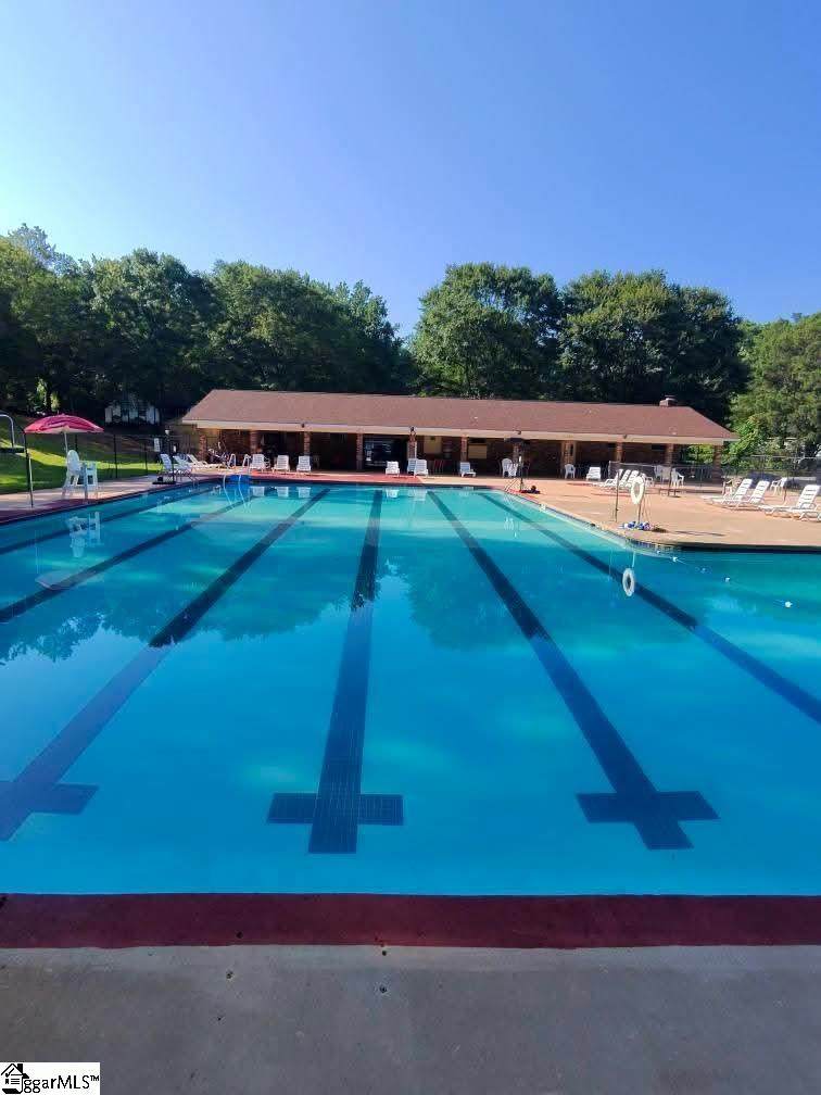 712 Brooks Road - Photo 1