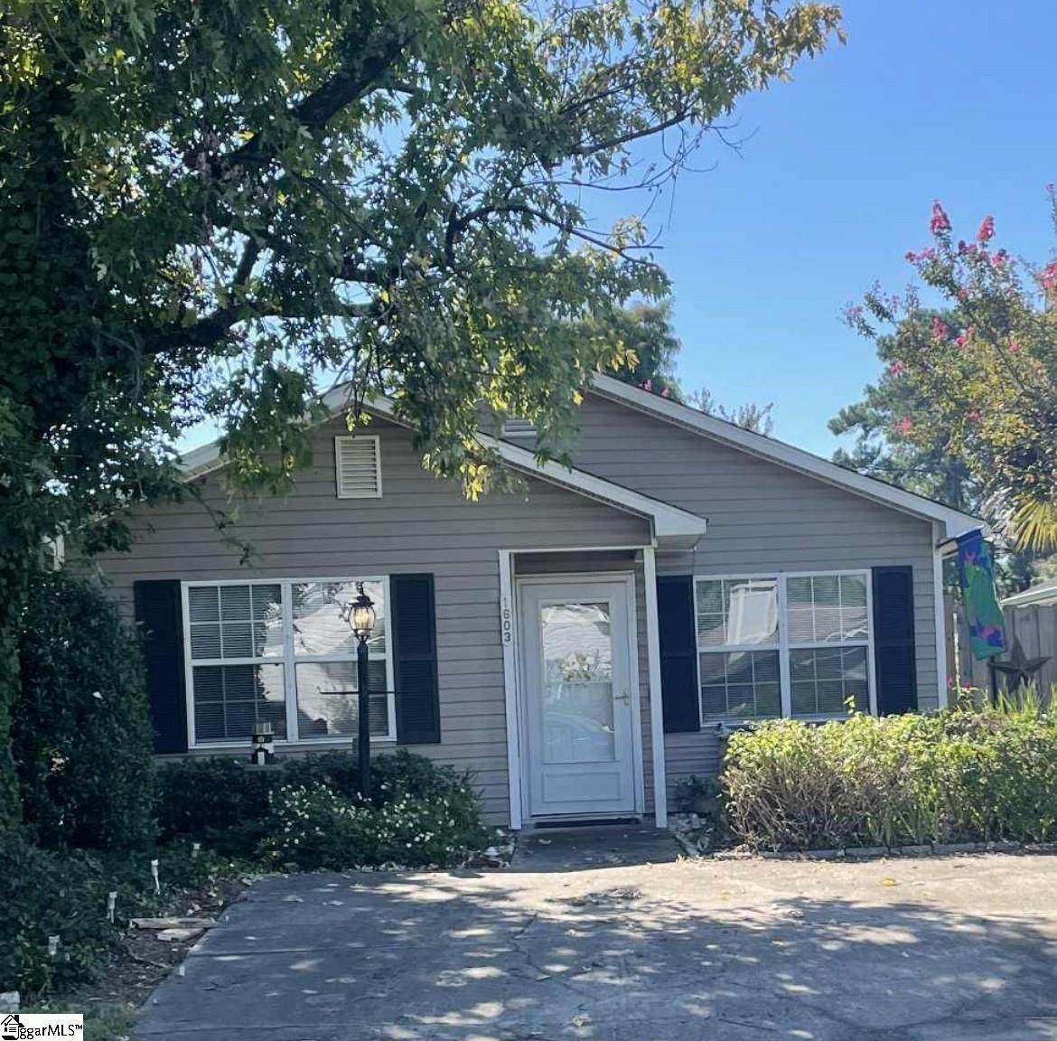 1603 Stuart Square Circle - Photo 1