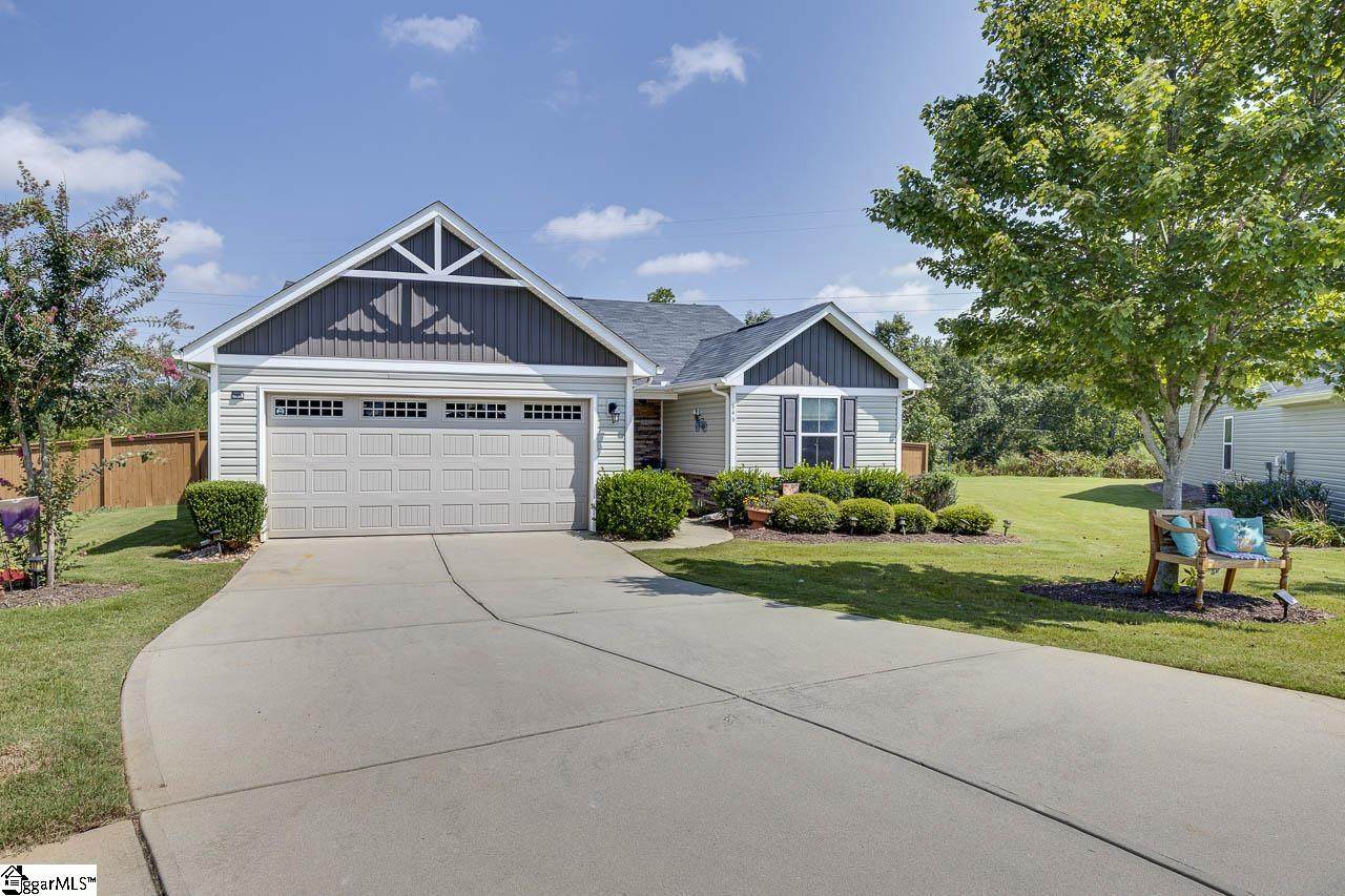 646 Lynndale Court - Photo 1