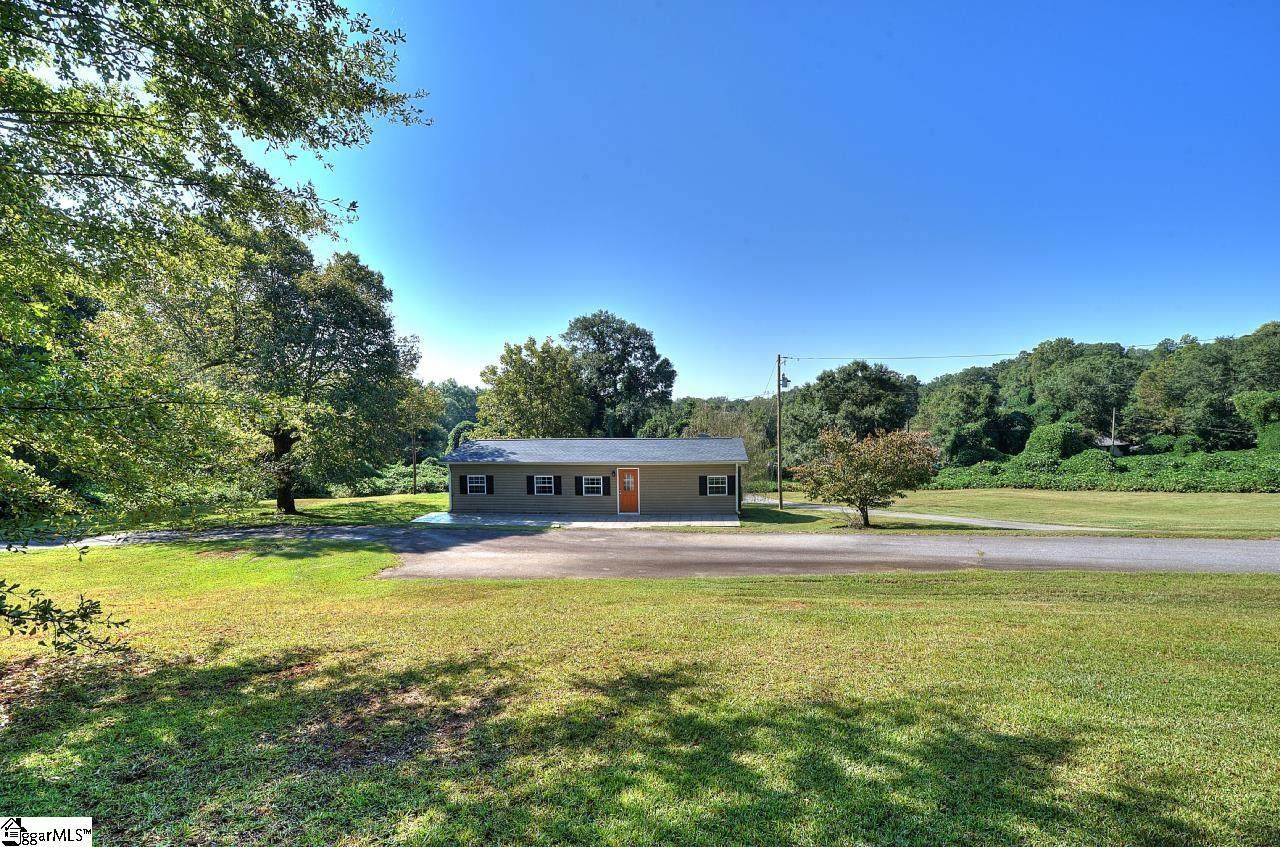 113 Masters Drive - Photo 1