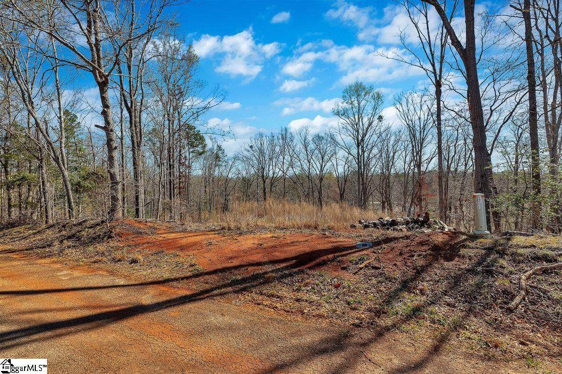 213 Perry Circle - Photo 1