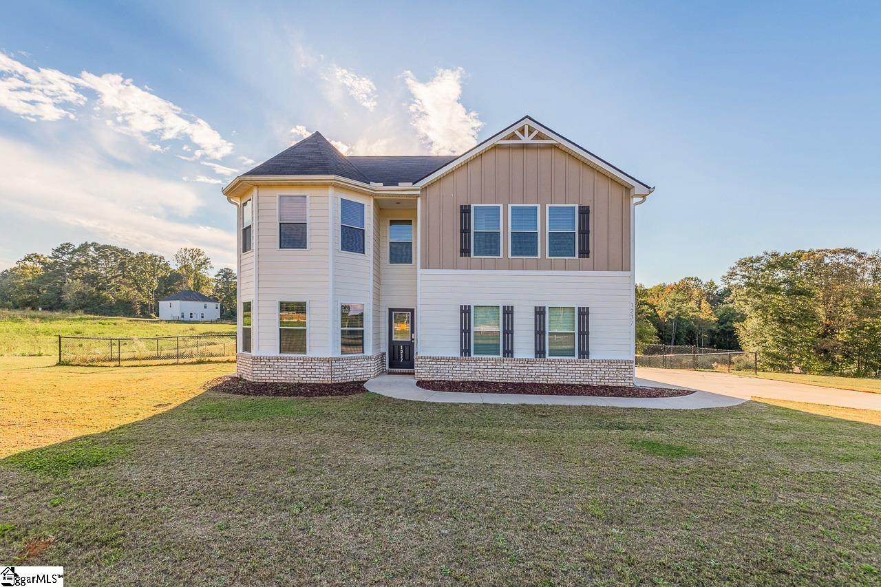 1237 Twin Bridges Road - Photo 1