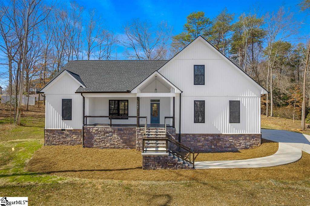 107 Bentwood Lane - Photo 1