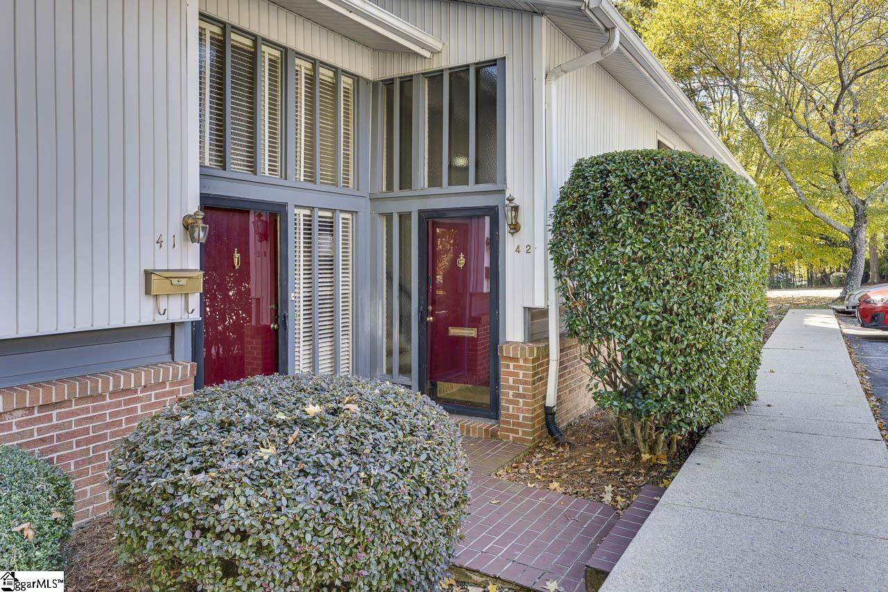 42 Briarglen Place - Photo 1