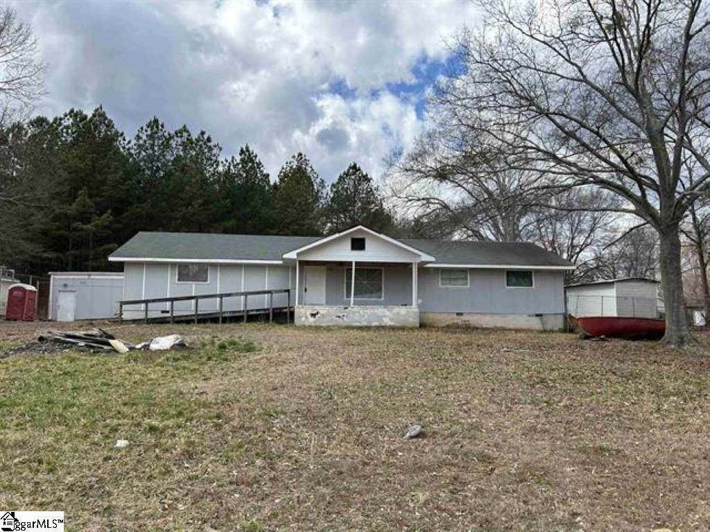 100 Clary Drive - Photo 1