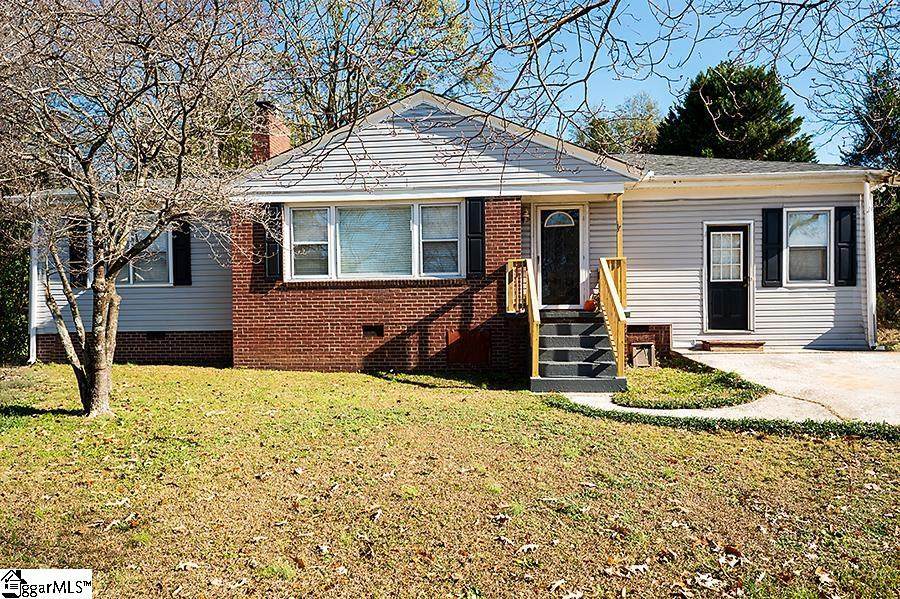 13 Garden Circle - Photo 1