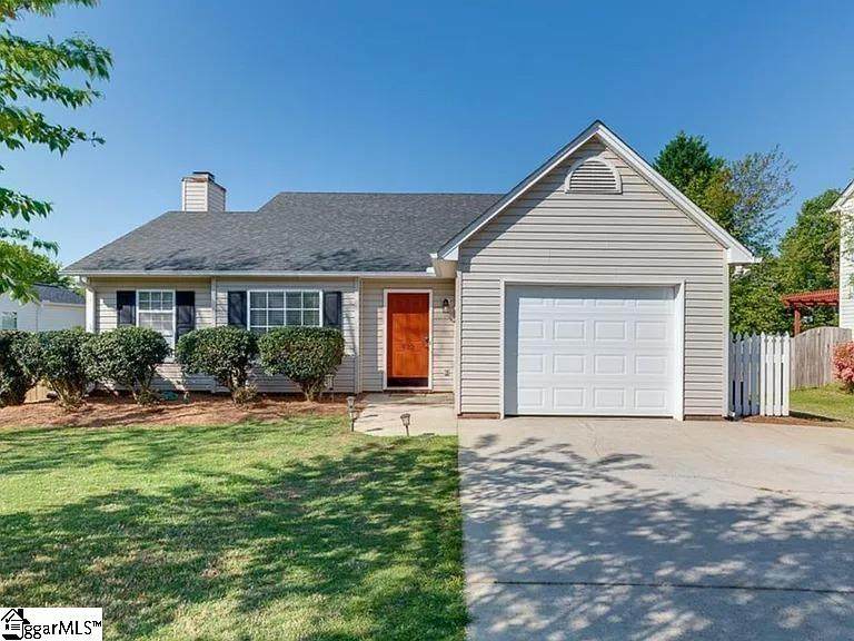 422 Riverside Chase Circle - Photo 1