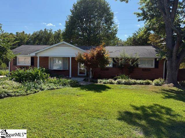 15 Fairlawn Circle - Photo 1