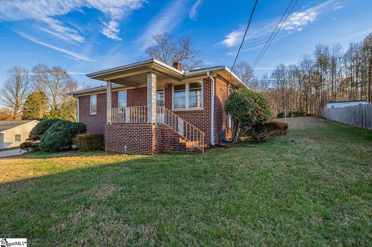 18 Derwood Circle - Photo 1