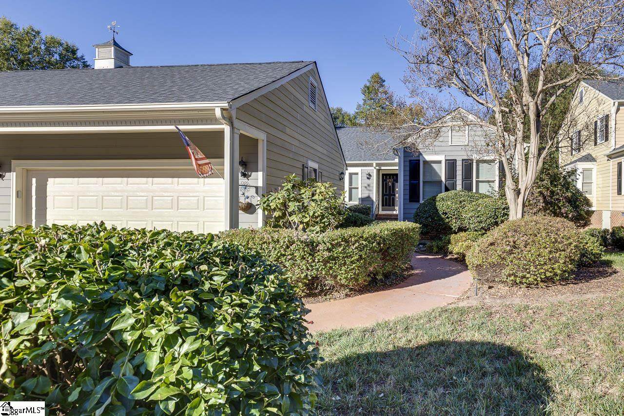 1205 Shadow Way - Photo 1