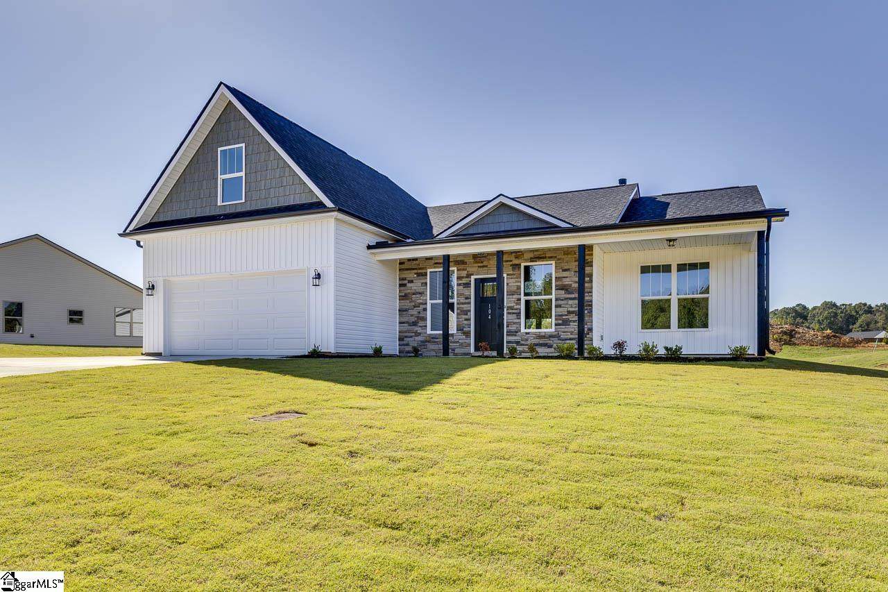 104 Old Glory Court - Photo 1