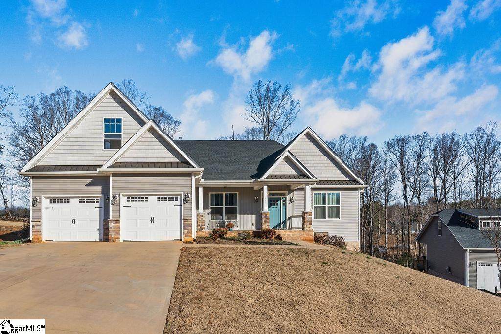 615 Forden Drive - Photo 1