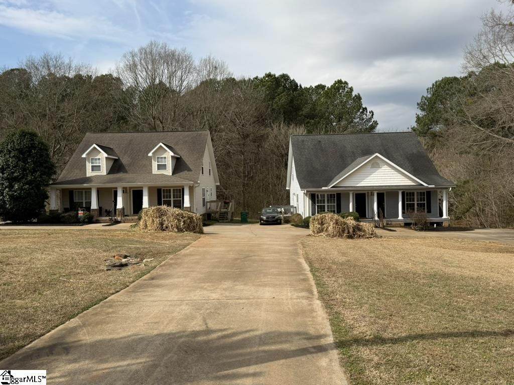 108 Bentwood Circle - Photo 1