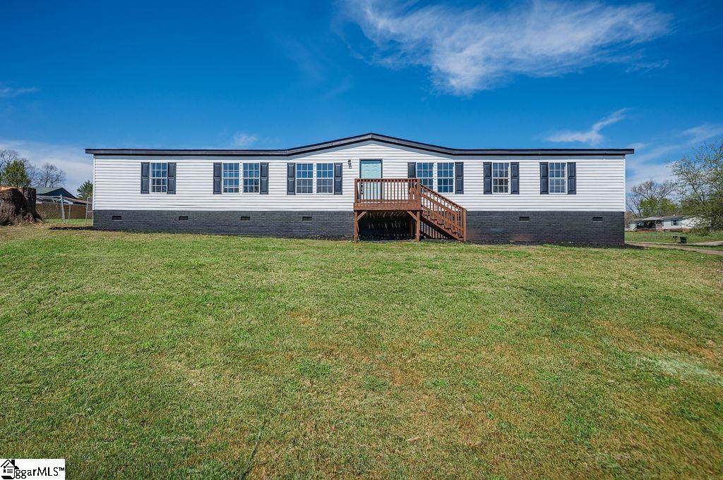 706 Sapphire Court - Photo 1