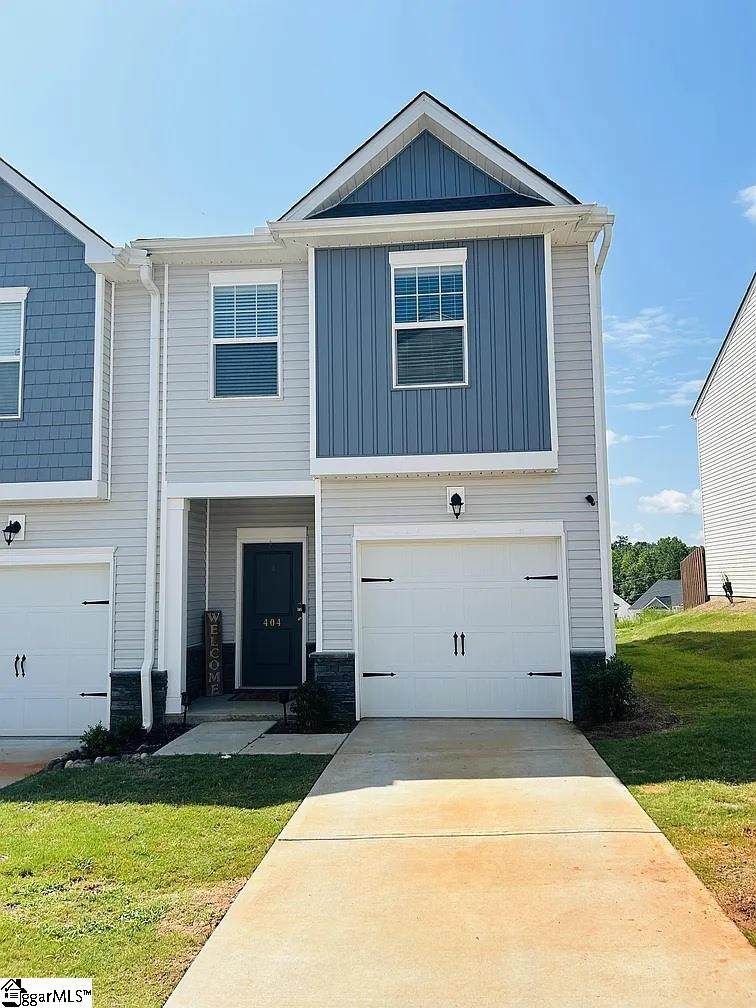 404 Laurel Park Drive - Photo 1