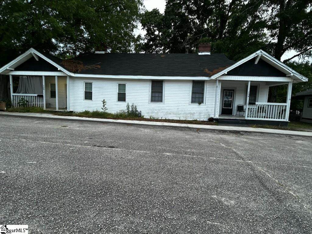 124 Rice Street - Photo 1