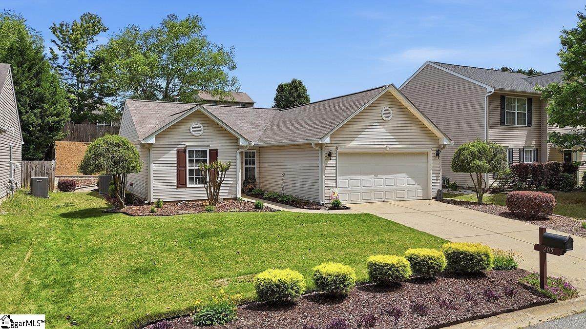 205 Garfield Lane - Photo 1