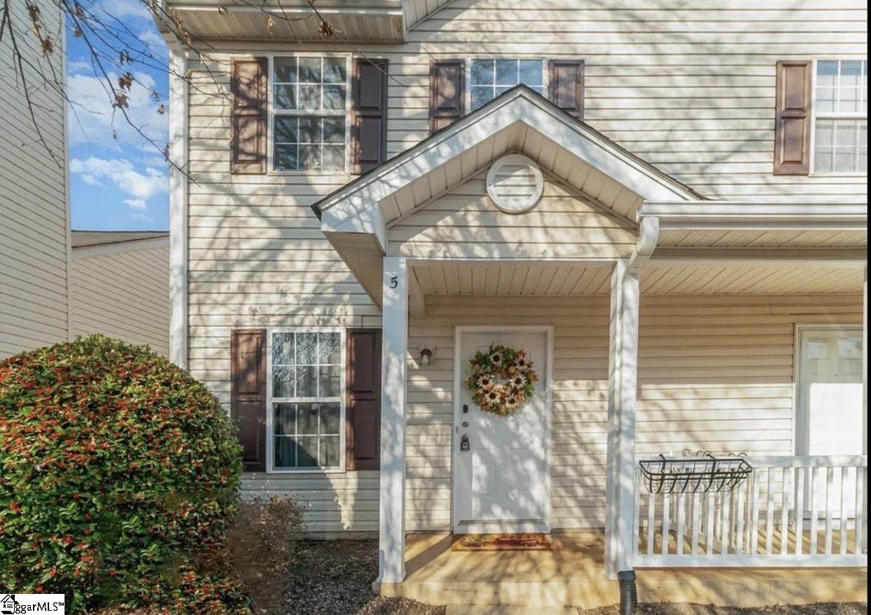5 Hayfield Drive - Photo 1