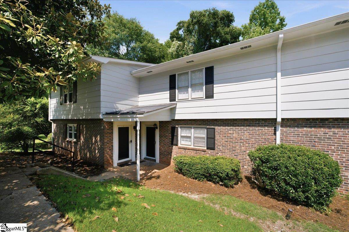 25 Summercreek Drive - Photo 1