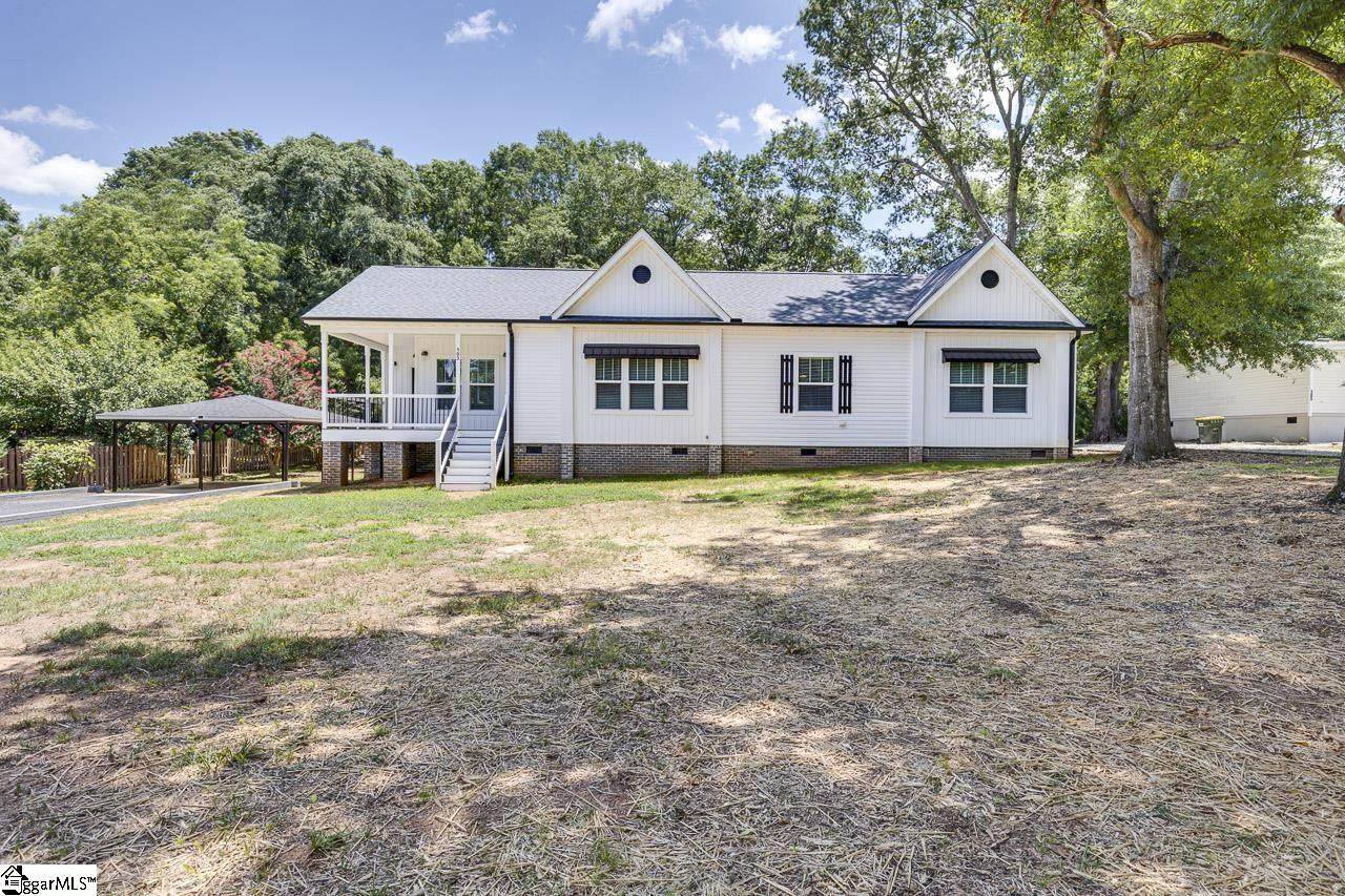 103 Cedar Drive - Photo 1