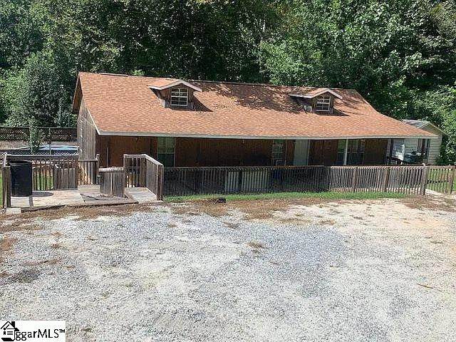121 Shadowbrook Court - Photo 1