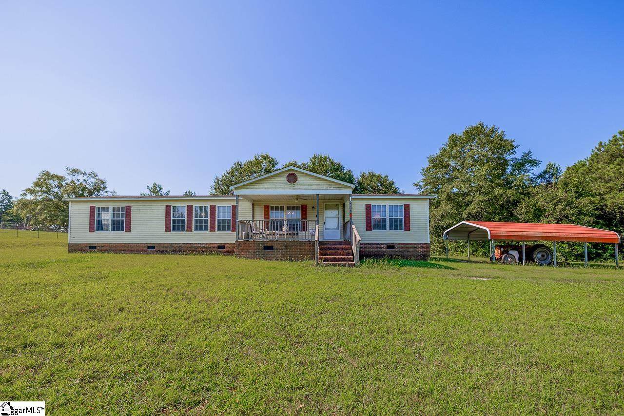 2131 & 2135 Moore Duncan Highway - Photo 1