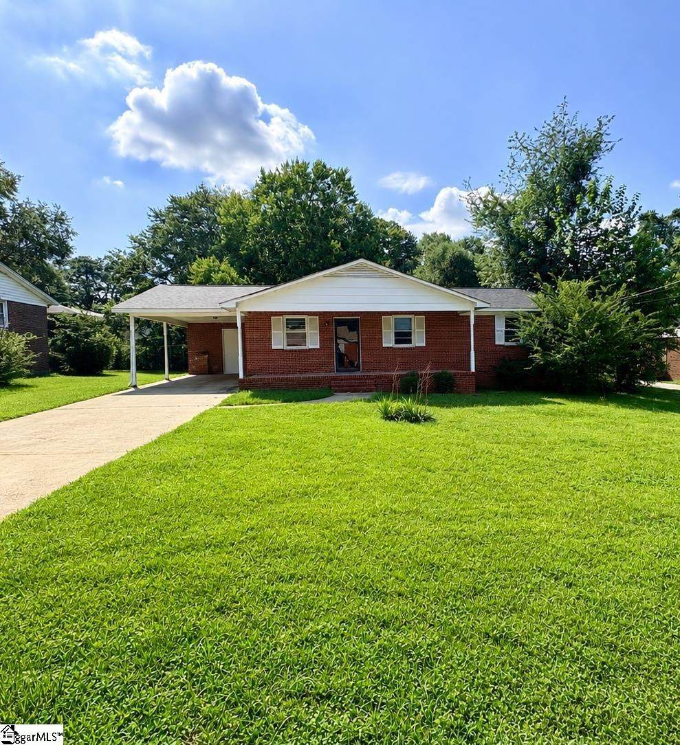 206 Uneeda Drive - Photo 1