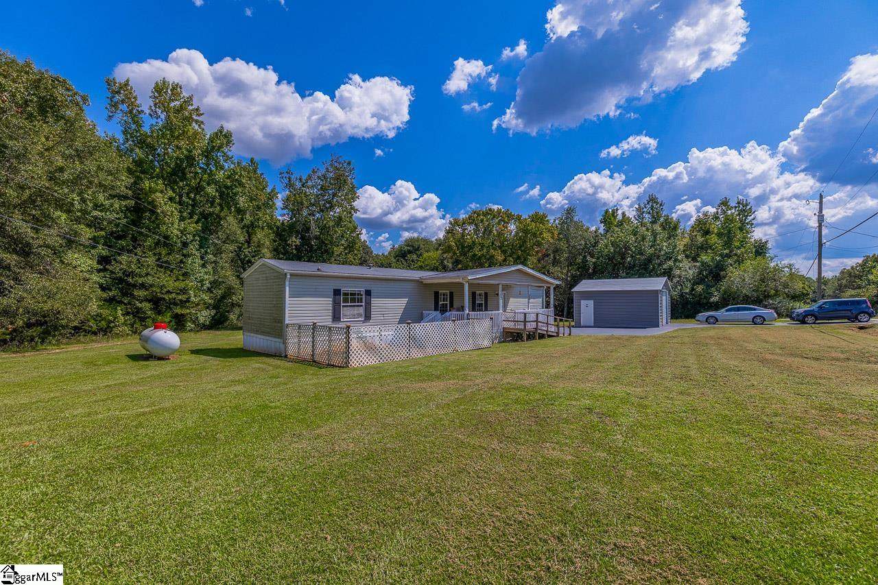 438 Lockhart Lane - Photo 1
