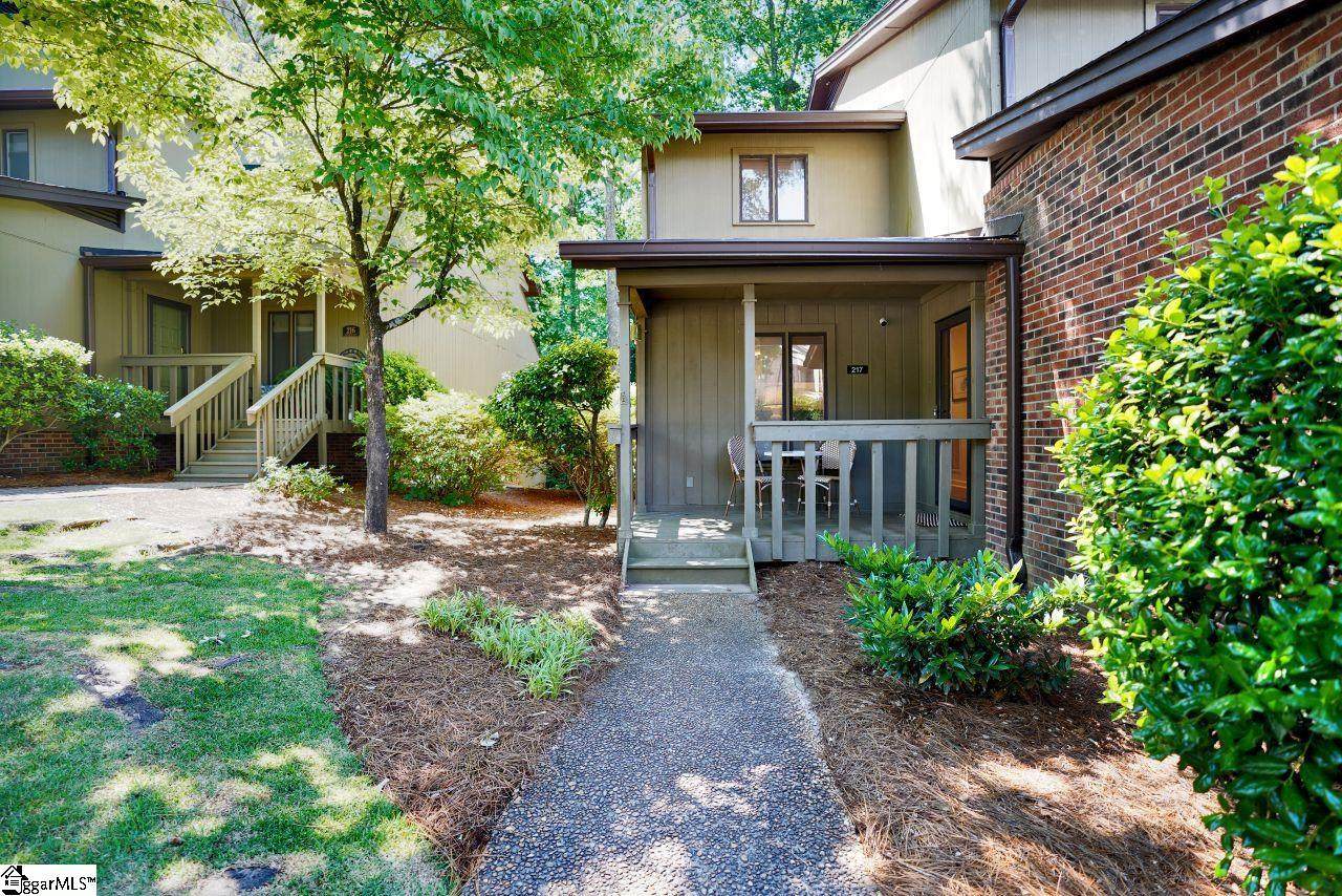 217 Ingleside Way - Photo 1