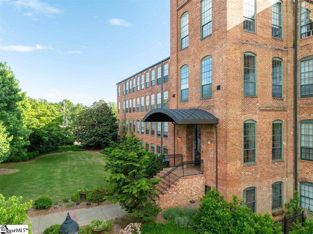 400 Mills Mill Avenue - Photo 1