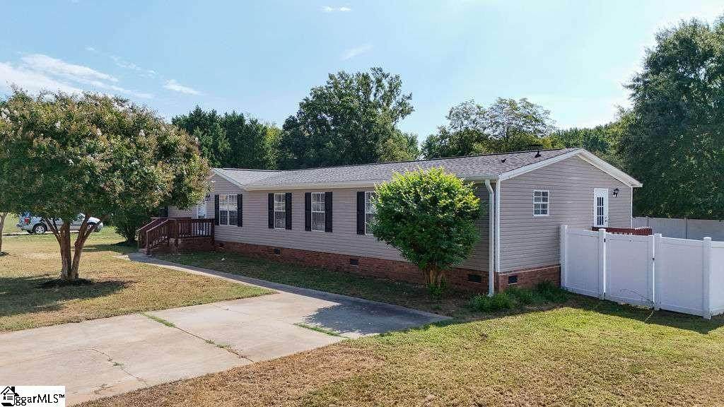 105 Glenmont Lane - Photo 1