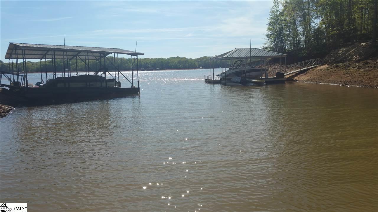 112 Andrea Point - Photo 1