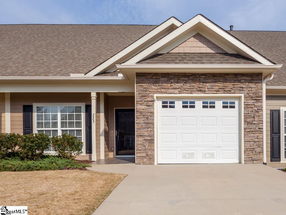 223 Louisville Drive - Photo 1