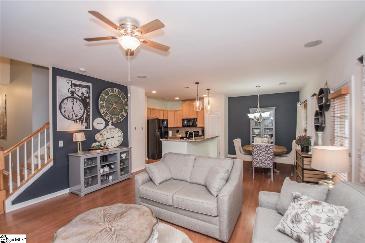325 Bellerive Drive - Photo 1