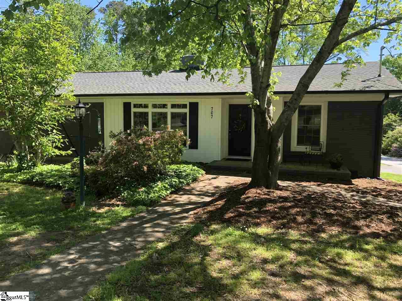 707 South E Street - Photo 1