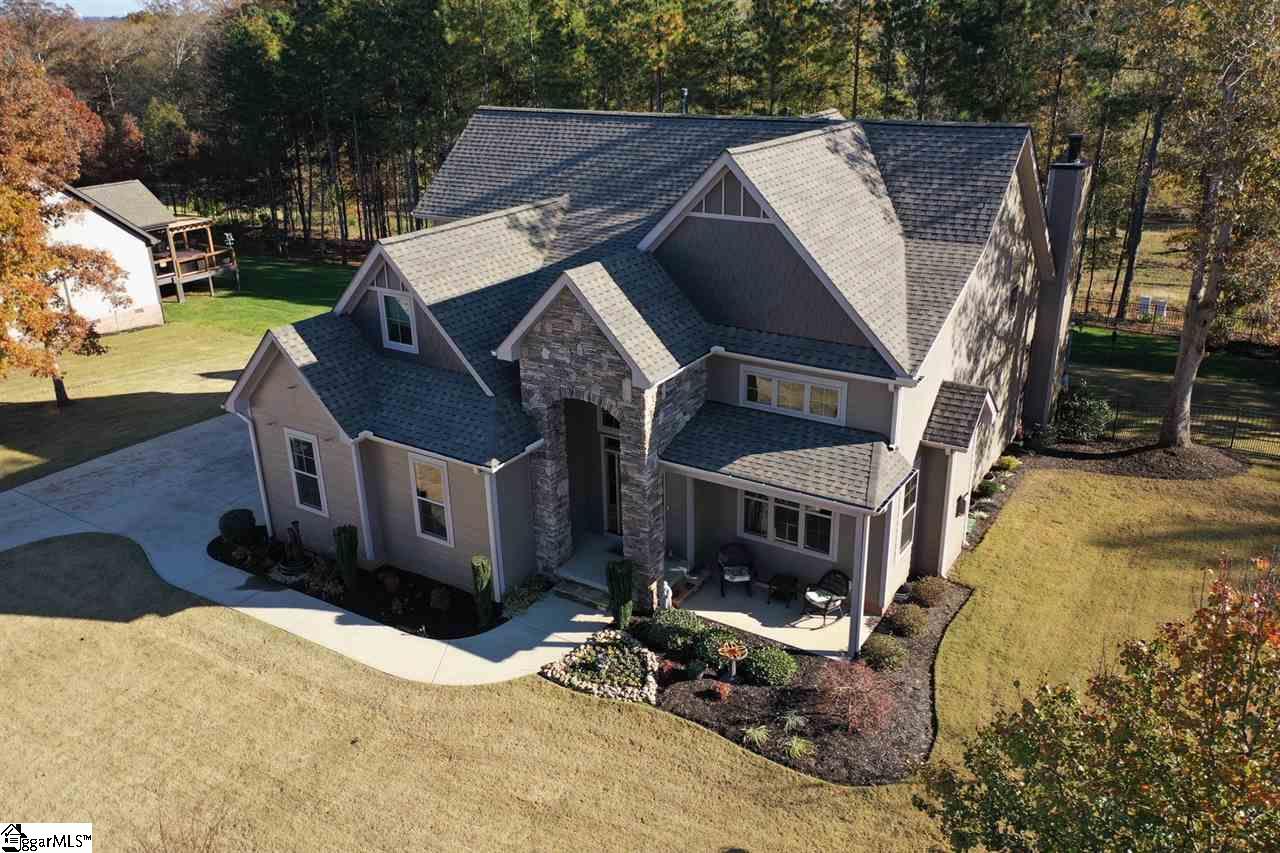 112 Acushnet Lane - Photo 1