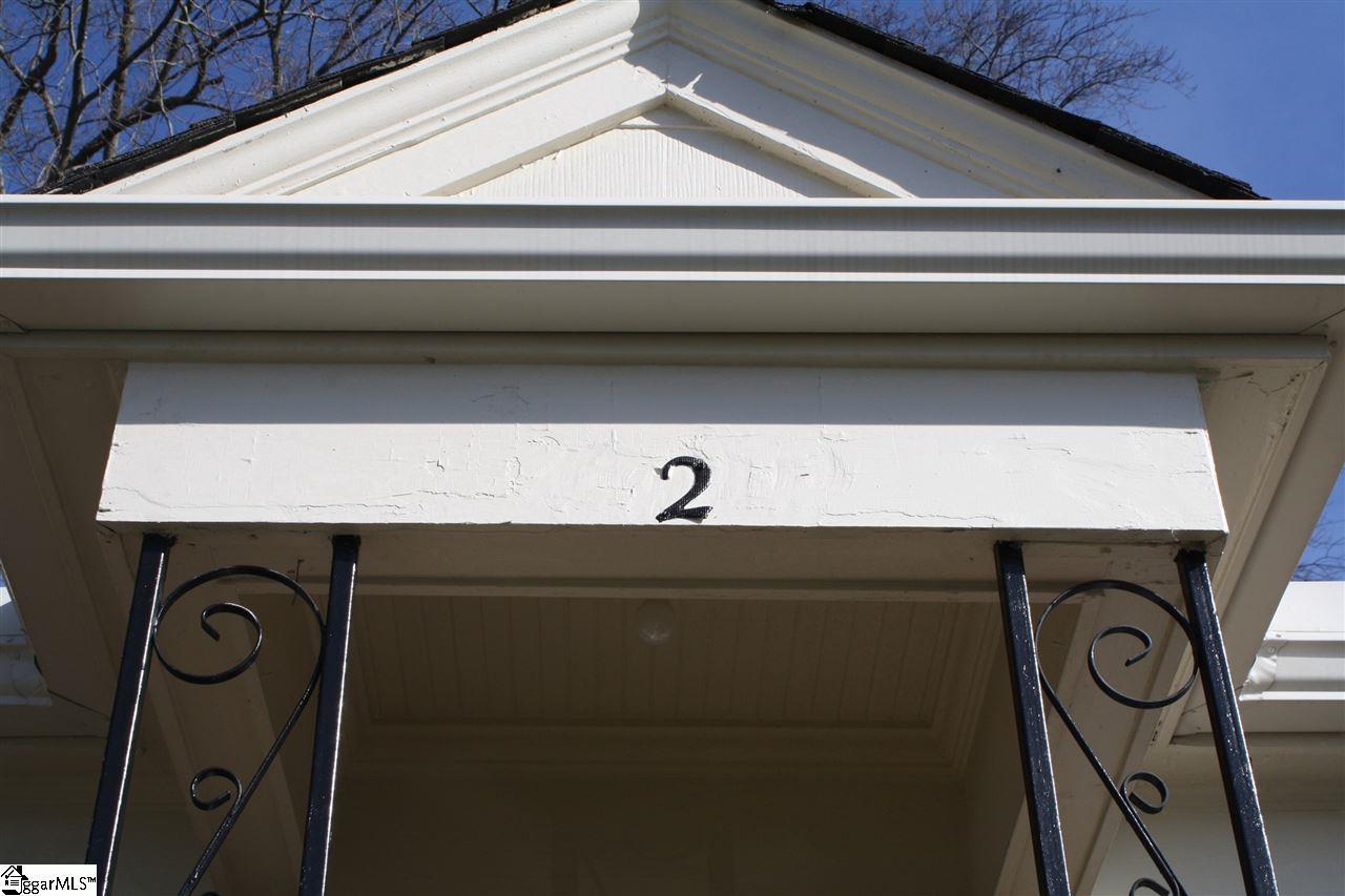 600 University Ridge - Photo 1